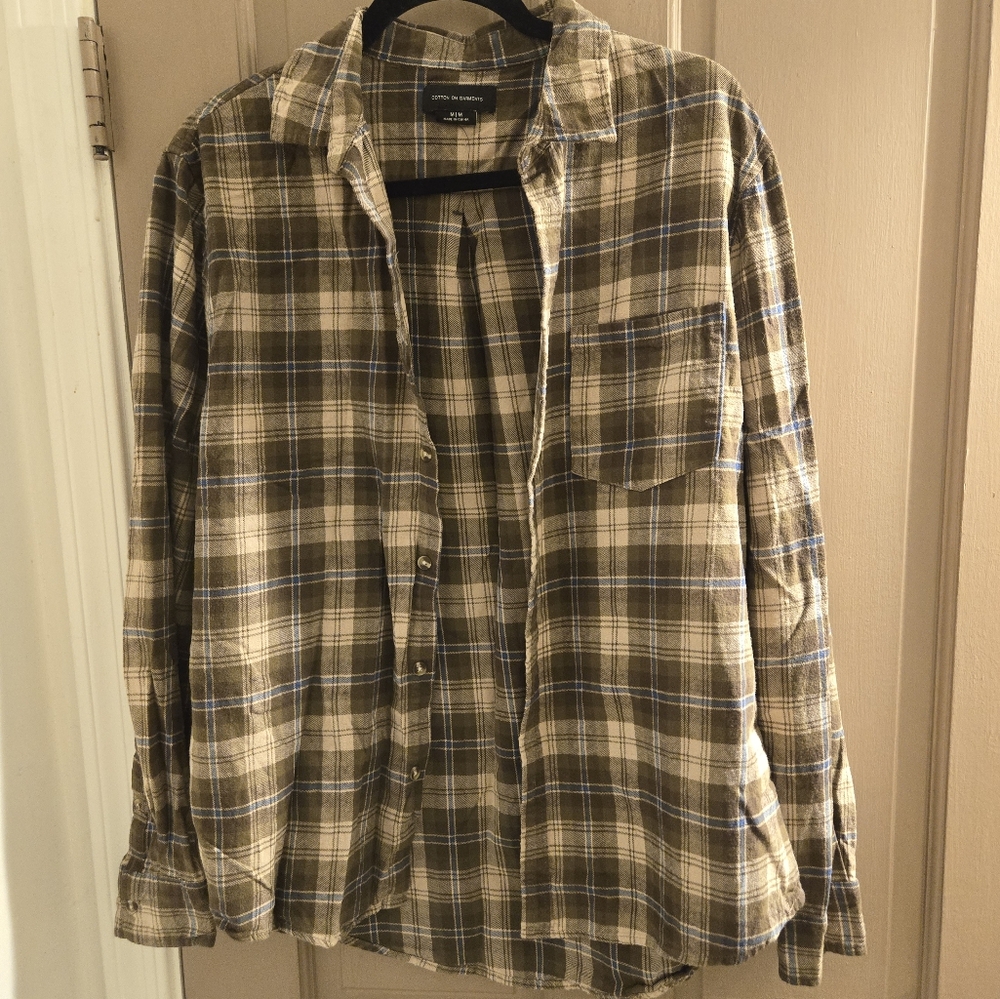 Cotton On size medium plaid flannel